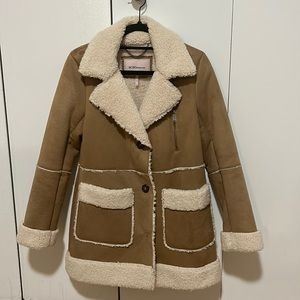 BCBG‎ midi coat. Faux suede camel ivory Sherpa lined coat. Size XS. $290 MSRP